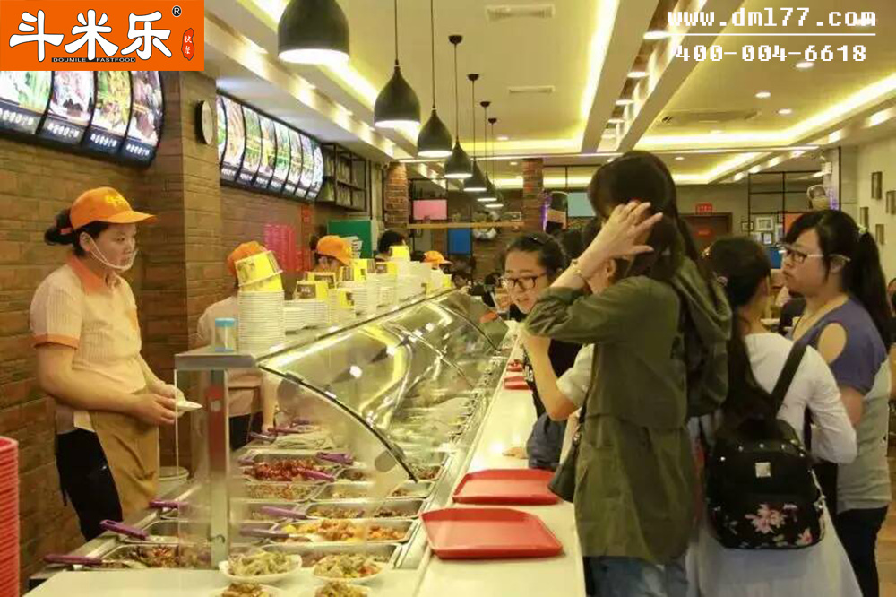 餐饮加盟首选中式快餐连锁品牌，让创业更轻松